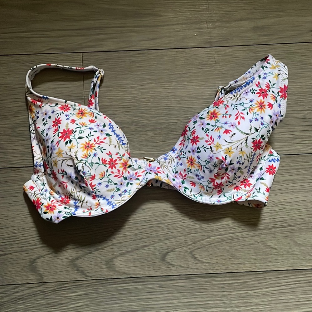 Floral bikini top